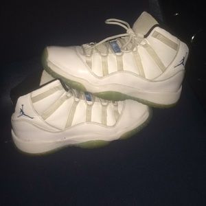 Jordan 11 legend blues